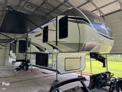 2021 Alliance RV Paradigm 340RL, $ 60,000