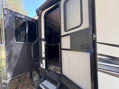 2019 Keystone Outback 330RL, $ 29,500