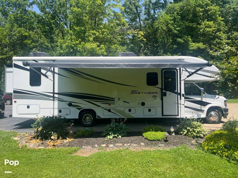 2025 Jayco Greyhawk 30Z, $ 122,500