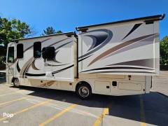 2018 Thor Motor Coach Hurricane 27B, $ 55,000