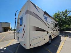 2018 Thor Motor Coach Hurricane 27B, $ 55,000