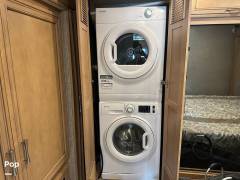 2019 Newmar Canyon Star 3719, $ 168,000