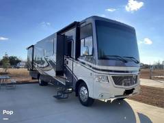 2019 Newmar Canyon Star 3719, $ 168,000
