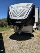 2018 Dutchmen Voltage V3005, $ 56,500