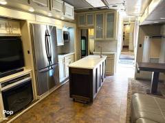2018 Luxe Gold 41GMD, $ 55,000