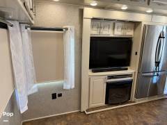 2018 Luxe Gold 41GMD, $ 55,000