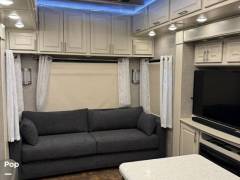 2018 Luxe Gold 41GMD, $ 55,000