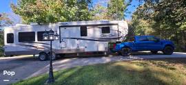 2018 Cedar Creek Silverback 35IK, $ 49,999