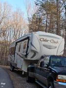 2018 Cedar Creek Silverback 35IK, $ 49,999