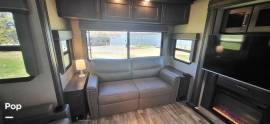2022 Grand Design Reflection 315RLTS, $ 42,995