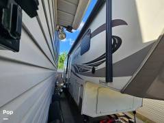 2015 Forest River Cedar Creek 31RK, $ 15,500