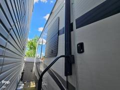 2015 Forest River Cedar Creek 31RK, $ 15,500