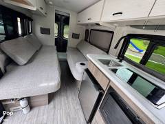 2024 Thor Motor Coach Dazzle 2LB, $ 76,599