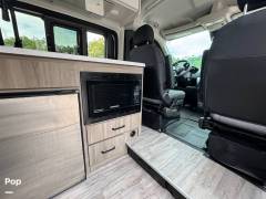 2024 Thor Motor Coach Dazzle 2LB, $ 76,599