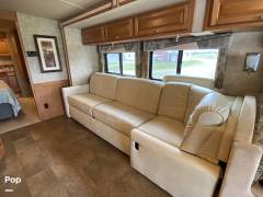 2014 Winnebago Vista 35F, $ 54,950
