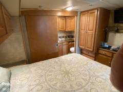 2014 Winnebago Vista 35F, $ 54,950