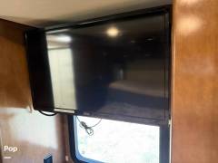 2017 Thor Motor Coach Challenger 37LX, $ 88,900