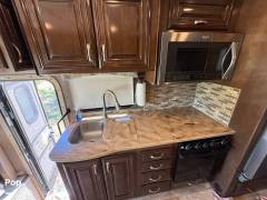 2017 Thor Motor Coach Challenger 37LX, $ 88,900