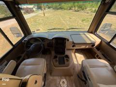 2017 Thor Motor Coach Challenger 37LX, $ 88,900