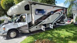 2017 Fleetwood Jamboree 30F, $ 58,700