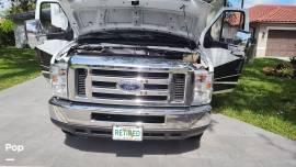 2017 Fleetwood Jamboree 30F, $ 58,700