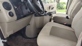 2017 Fleetwood Jamboree 30F, $ 58,700