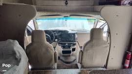 2017 Fleetwood Jamboree 30F, $ 58,700