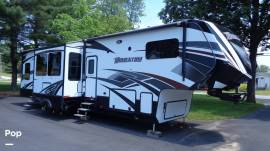 2016 Grand Design Momentum 385TH, $ 60,000