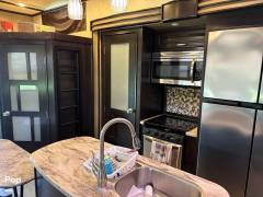 2016 Grand Design Momentum 385TH, $ 60,000
