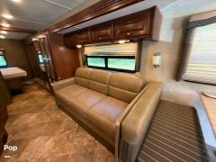 2016 Thor Motor Coach Windsport 34F, $ 53,000