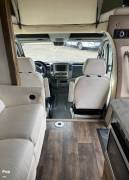 2019 Tiffin Wayfarer 24TW, $ 118,000