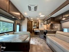 2022 Thor Motor Coach Chateau 27R, $ 67,900