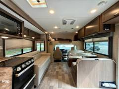 2022 Thor Motor Coach Chateau 27R, $ 67,900