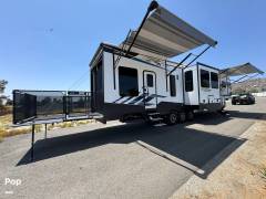 2022 Keystone Fuzion 419, $ 88,000