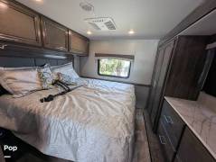 2023 Fleetwood Flair 29M, $ 105,000
