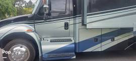 2008 Gulf Stream SuperNova 6400, $ 95,000