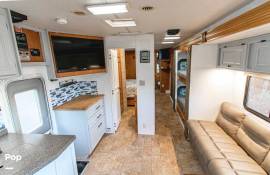 2008 Gulf Stream SuperNova 6400, $ 95,000