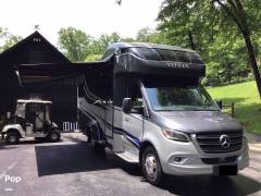 2020 Tiffin Wayfarer 24TW, $ 99,999
