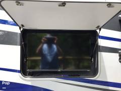 2020 Tiffin Wayfarer 24TW, $ 99,999