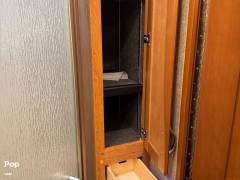 2016 Fleetwood Bounder 33C, $ 59,999