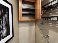 2016 Fleetwood Bounder 33C, $ 59,999