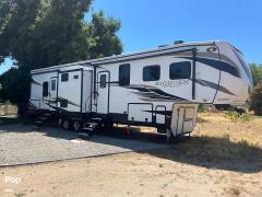 2022 Heartland Bighorn Traveler 37TB, $ 65,000