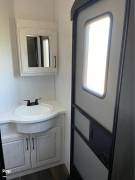 2022 Heartland Bighorn Traveler 37TB, $ 65,000