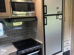 2021 Coachmen Freedom Express 287BHDS, $ 19,900