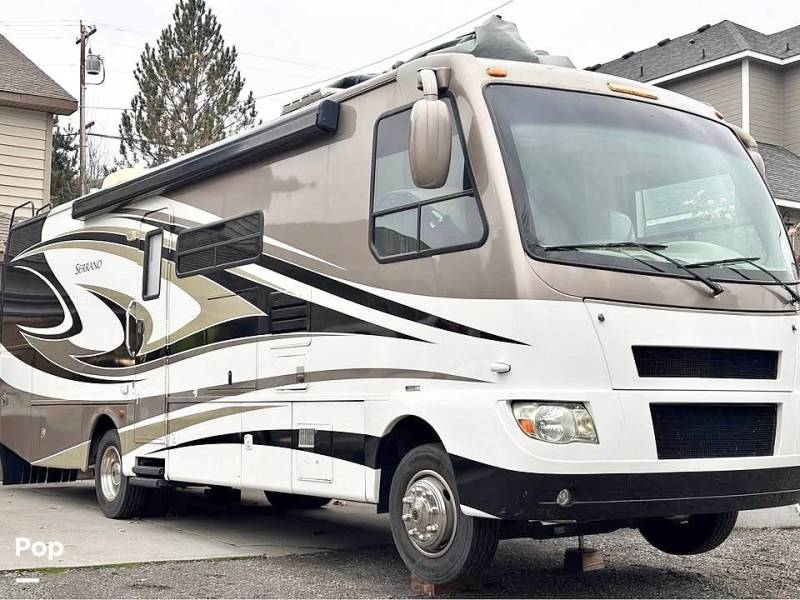 2011 Thor Motor Coach Serrano 31X, $ 55,600