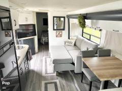 2011 Thor Motor Coach Serrano 31X, $ 55,600