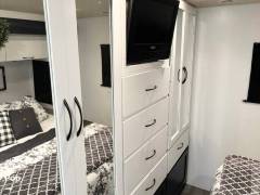 2011 Thor Motor Coach Serrano 31X, $ 55,600