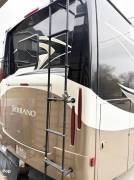 2011 Thor Motor Coach Serrano 31X, $ 55,600