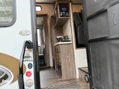 2021 Forest River Sabre 37FLL, $ 38,500