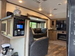 2021 Forest River Sabre 37FLL, $ 38,500